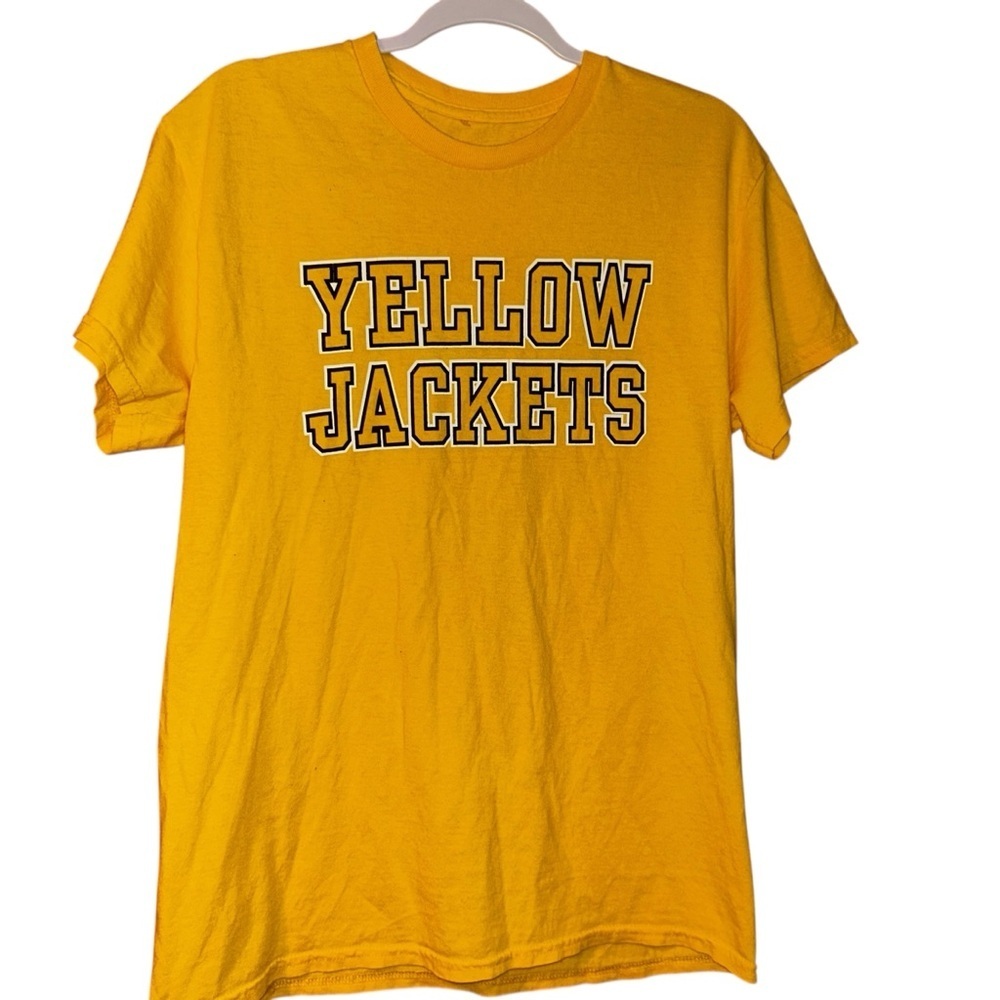 Randolph-Macon College yellow jackets sixth man tshirt M Medium